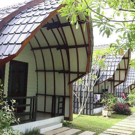 Gino's Place - Bungalows&Restaurant Bukit Lawang Exterior foto