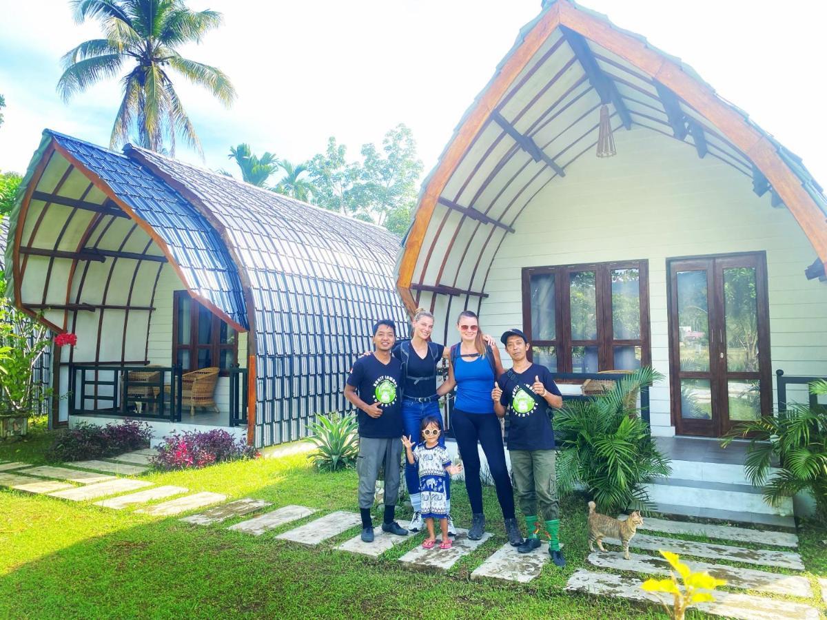 Gino's Place - Bungalows&Restaurant Bukit Lawang Exterior foto