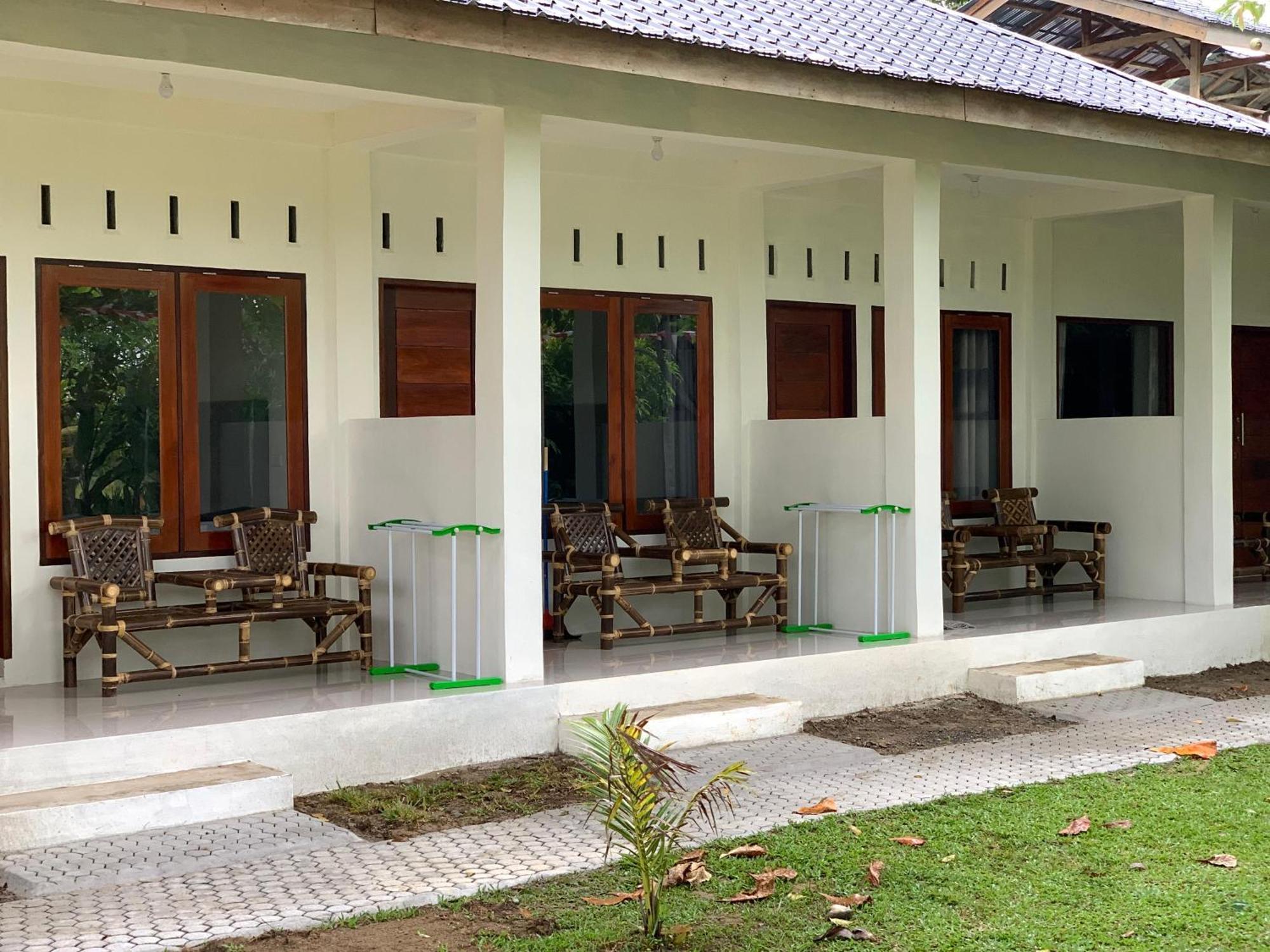 Gino's Place - Bungalows&Restaurant Bukit Lawang Exterior foto